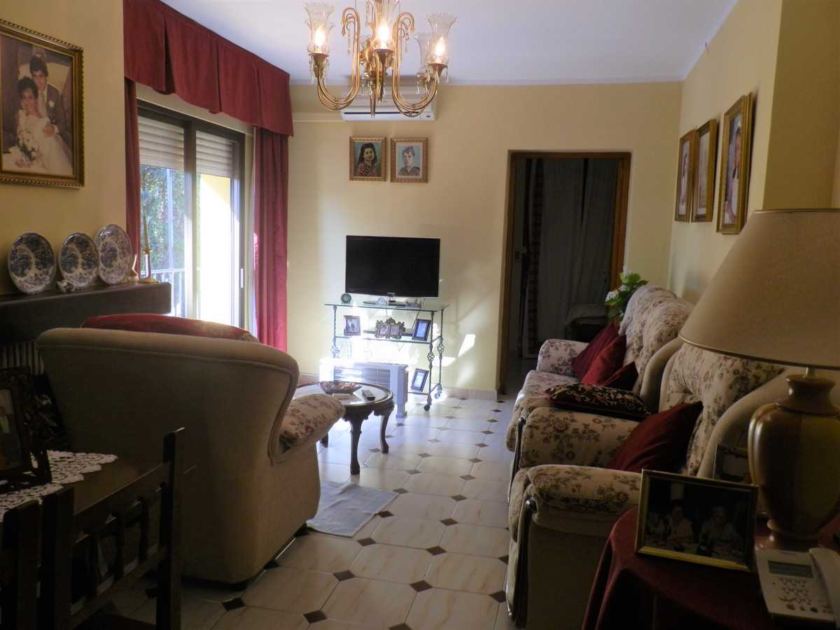 Rumah di Benahavis, Andalusia 10761211