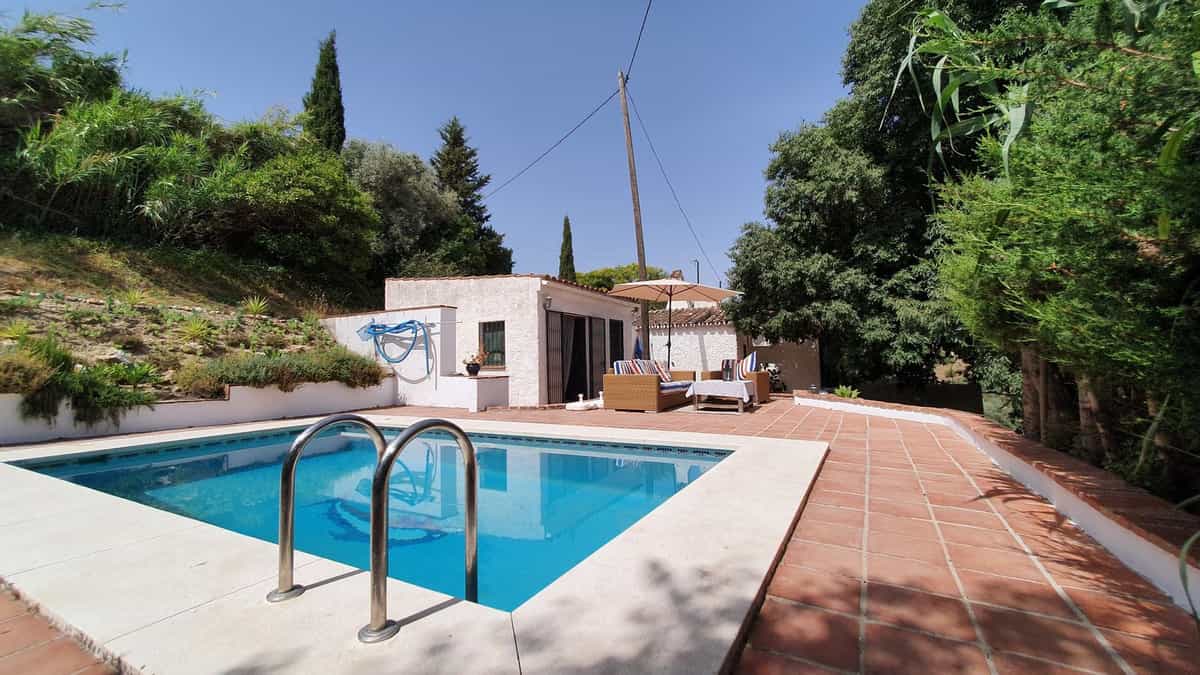 House in Alhaurin el Grande, Andalusia 10761236