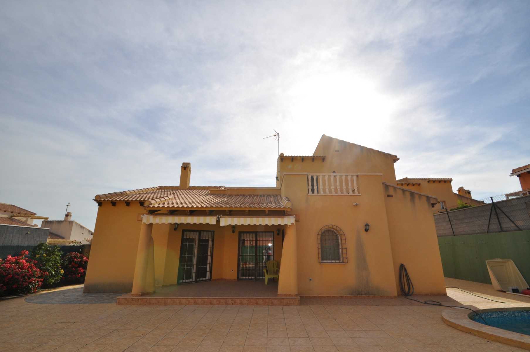 House in Los Banos, Murcia 10761300