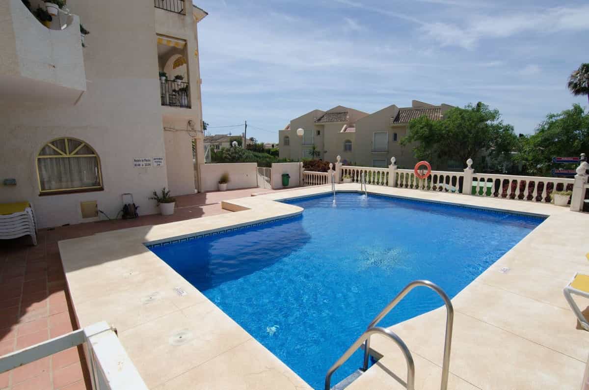 Condominium in Las Lagunas de Mijas, Andalucía 10761552