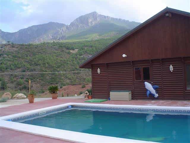 House in Ardales, Andalusia 10761747
