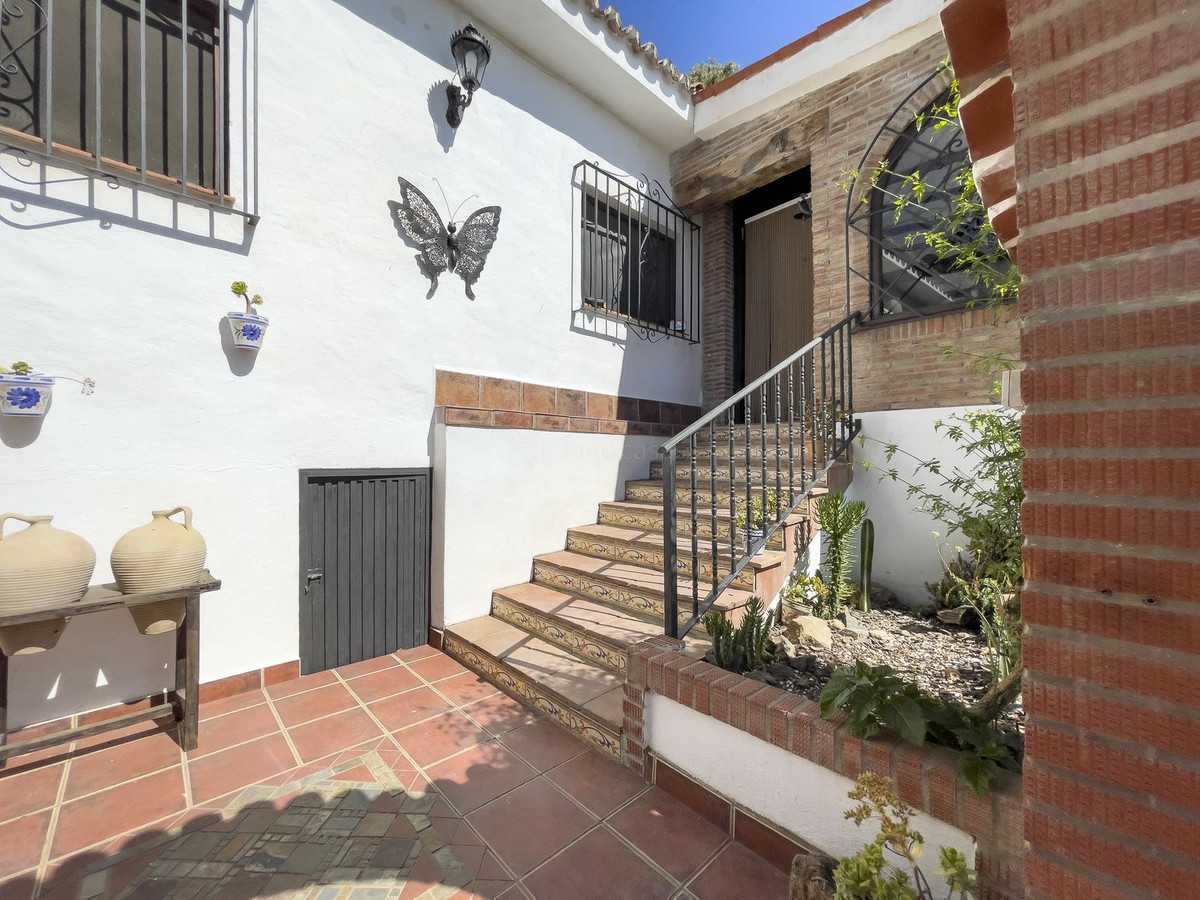 House in Casarabonela, Andalucía 10761753