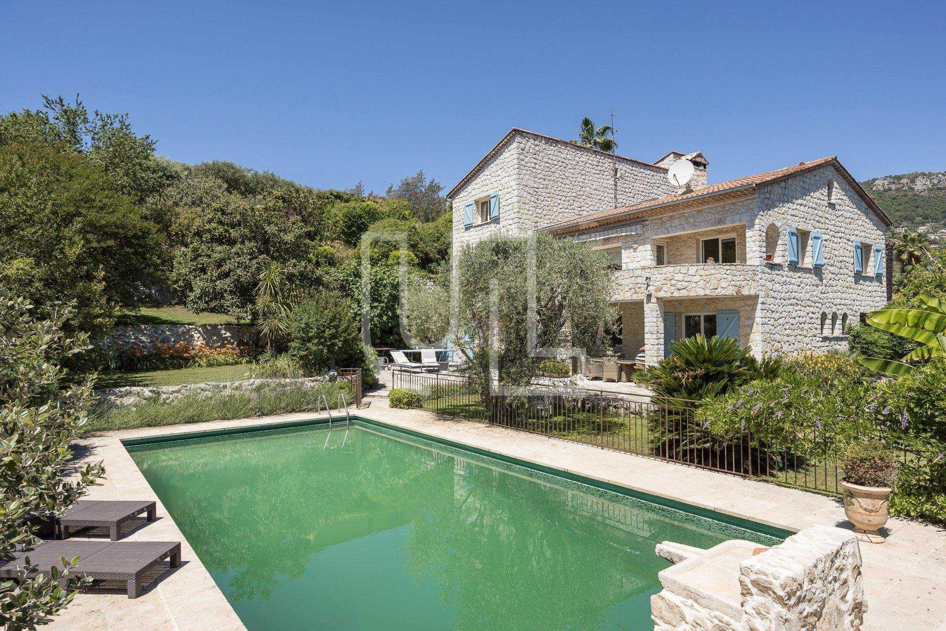 房子 在 Vence, Provence-Alpes-Côte d'Azur 10763100