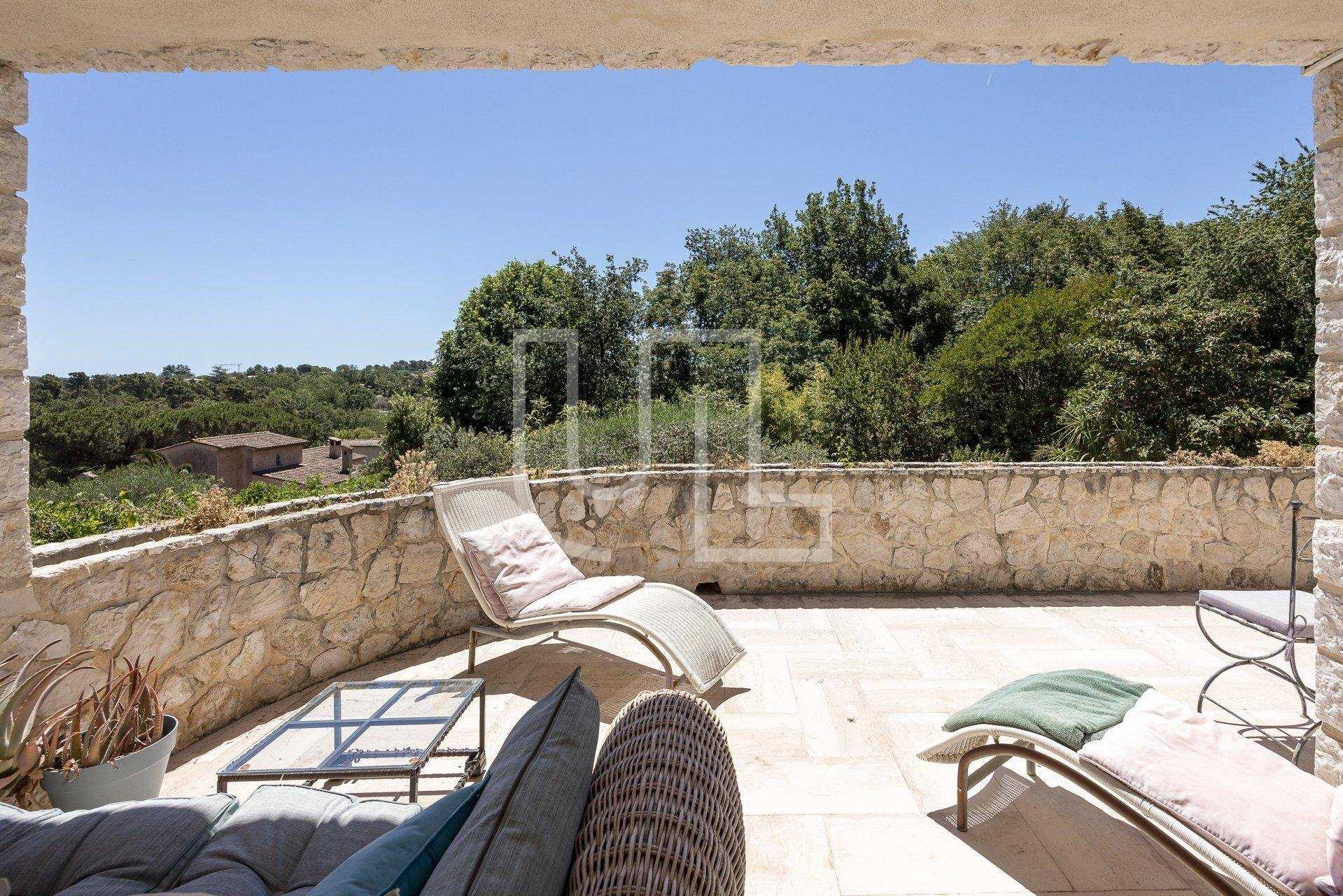 House in Vence, Provence-Alpes-Cote d'Azur 10763100