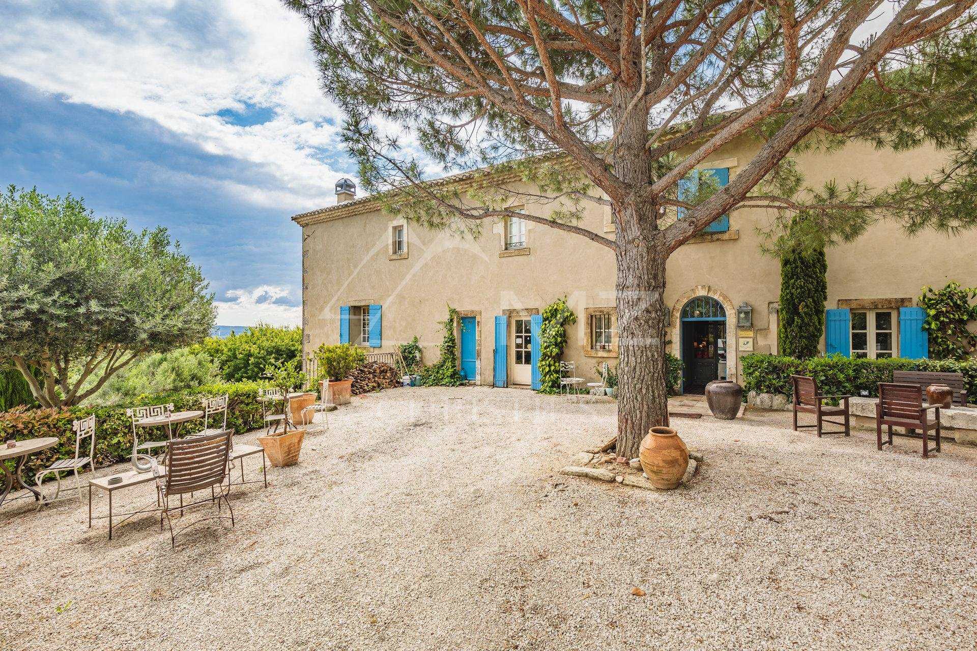 Dom w Saint-Remy-de-Provence, Prowansja-Alpy-Lazurowe Wybrzeże 10763378
