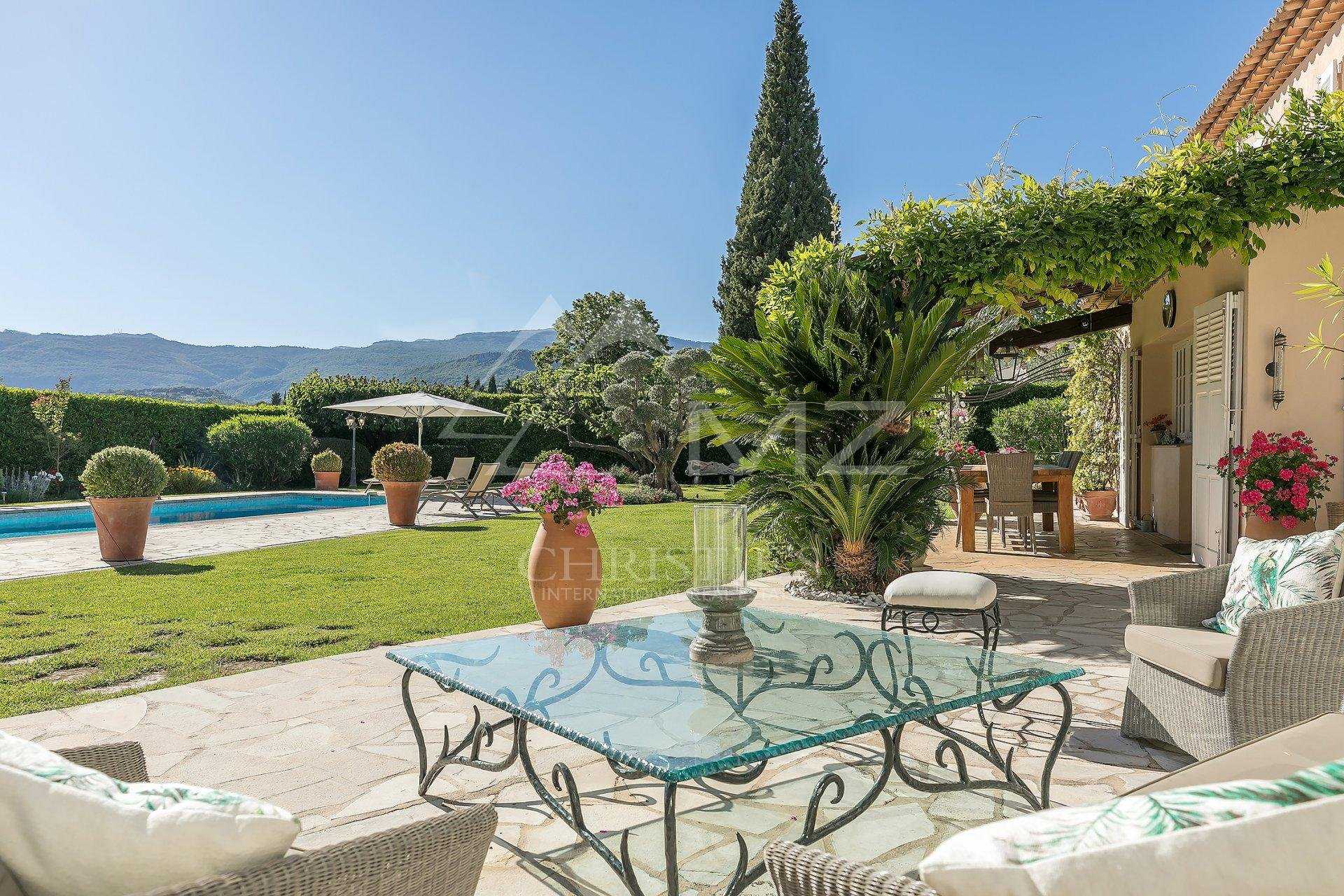 Haus im Le Bosquet, Provence-Alpes-Côte d'Azur 10763387