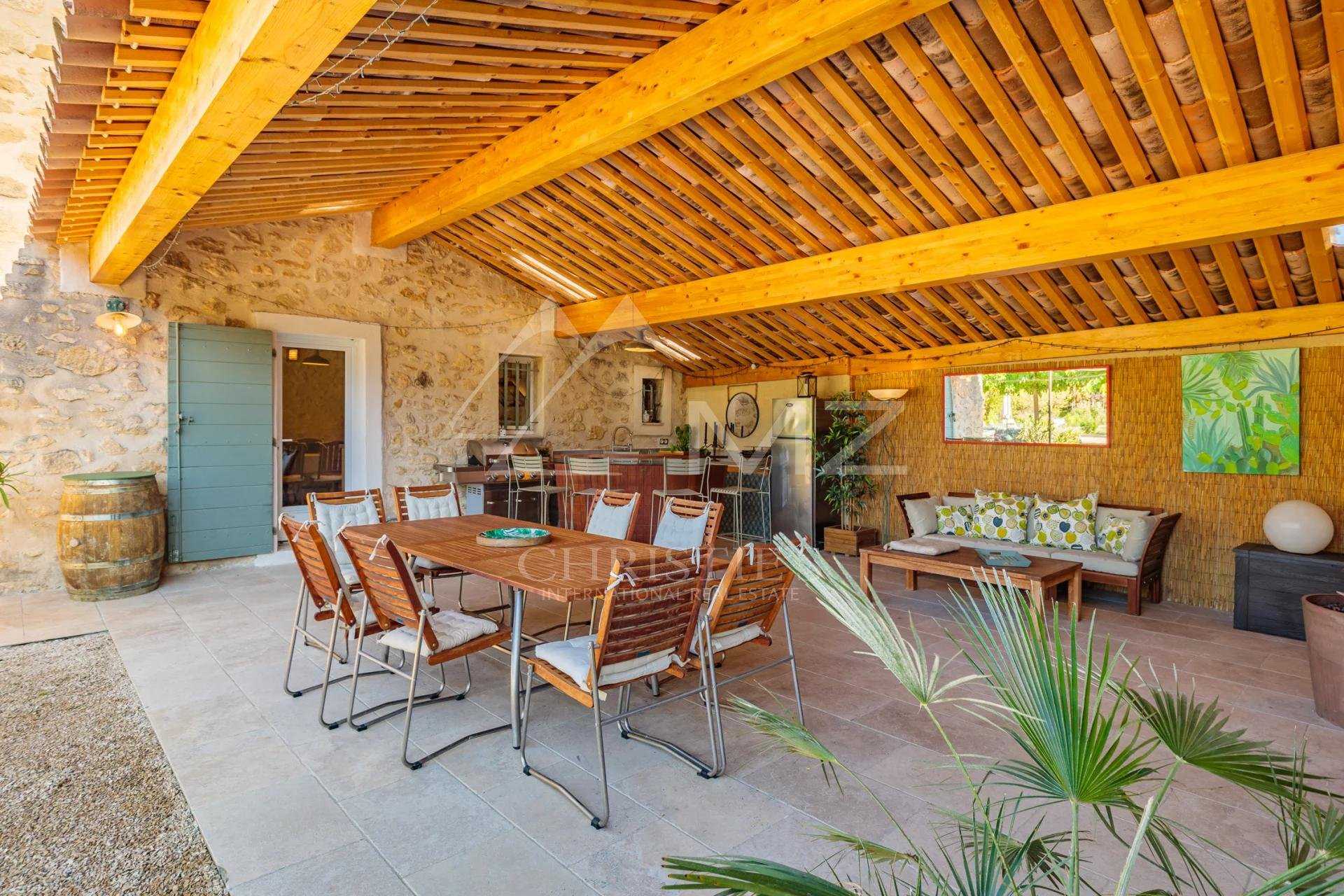 Casa nel La Motte-d'Aigues, Provenza-Alpi-Costa Azzurra 10763406