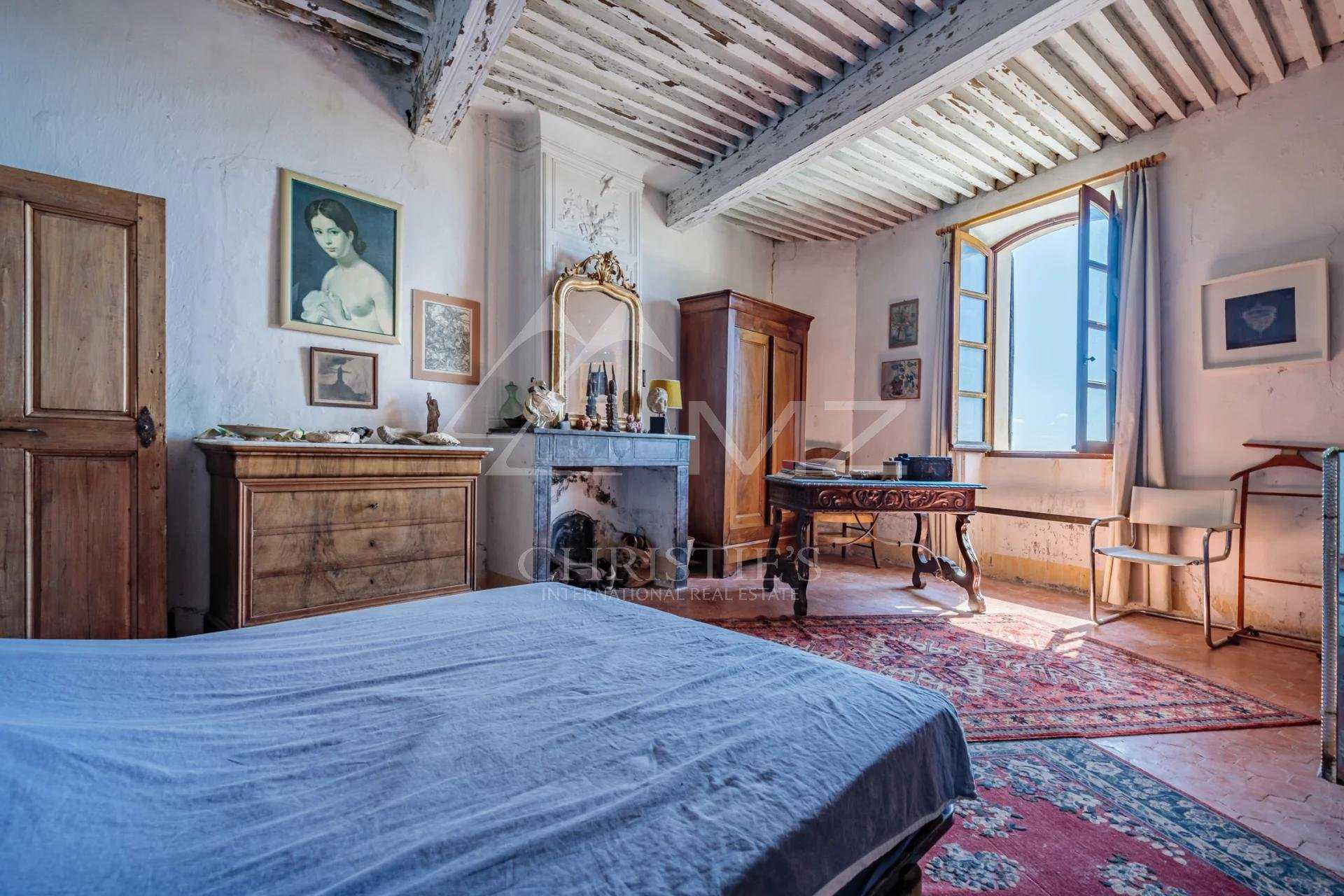 Rumah di Cucuron, Provence-Alpes-Cote d'Azur 10763409