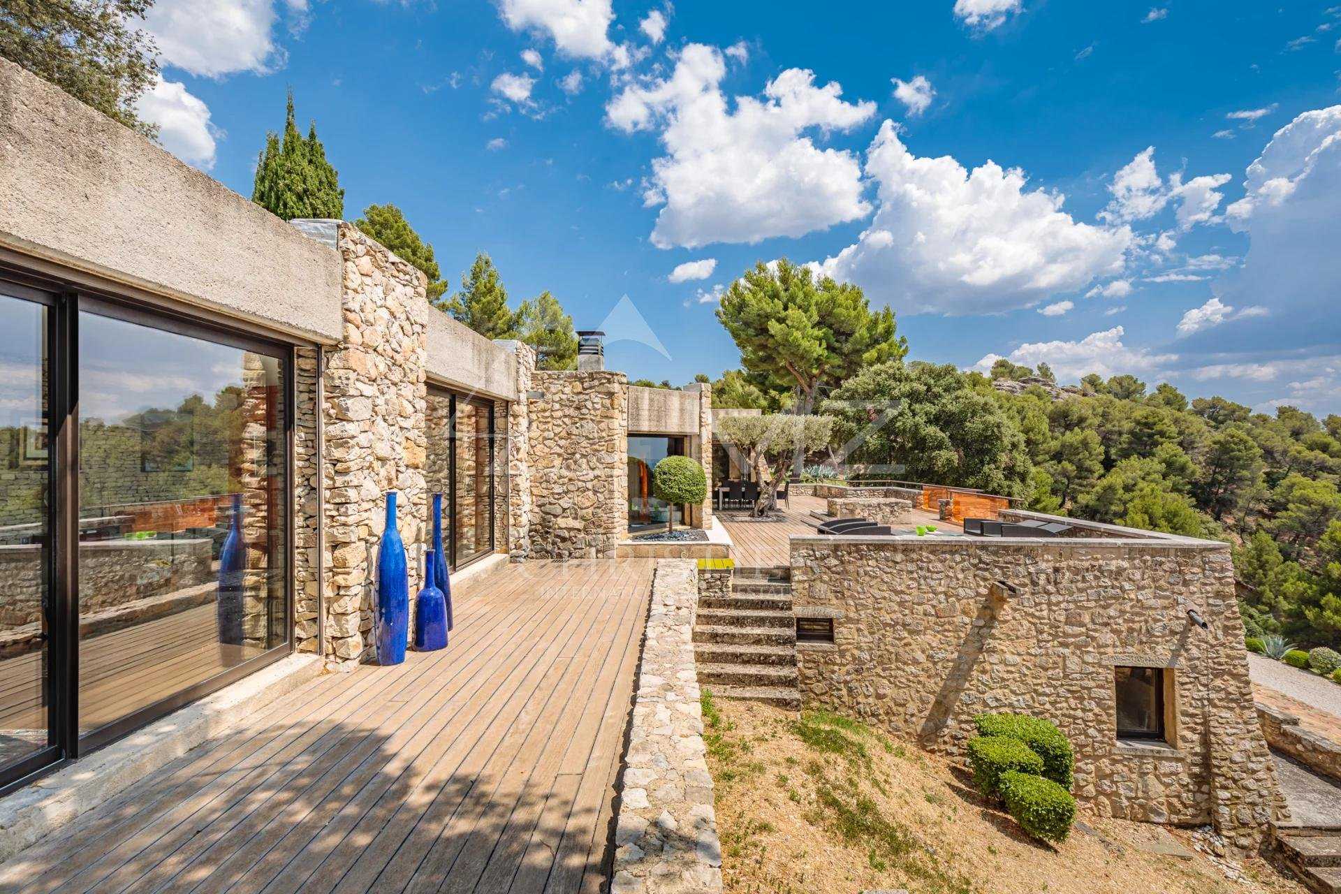 Casa nel Lourmarin, Provence-Alpes-Cote d'Azur 10763413