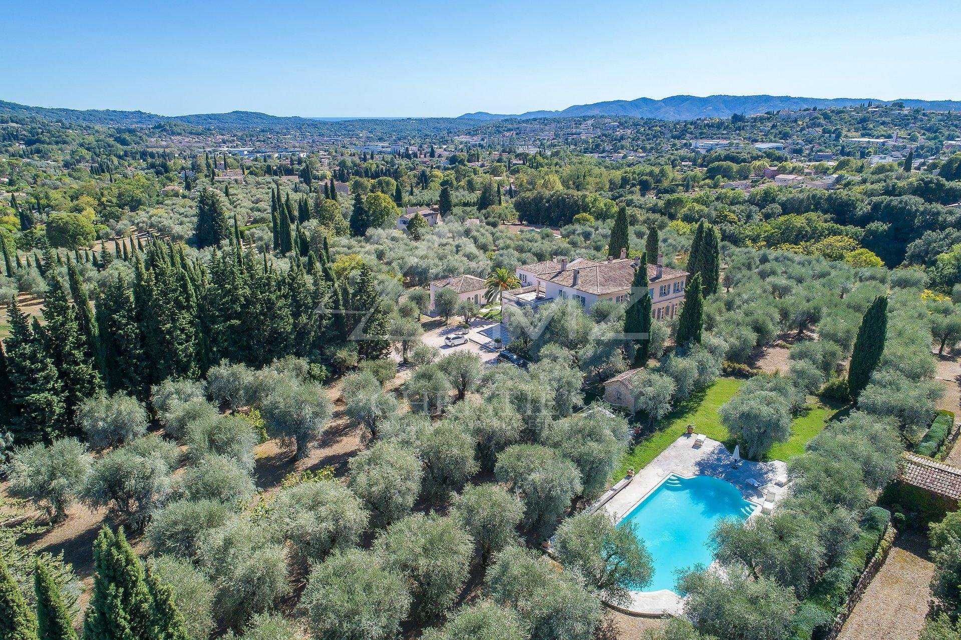 rumah dalam rumput, Provence-Alpes-Côte d'Azur 10763415