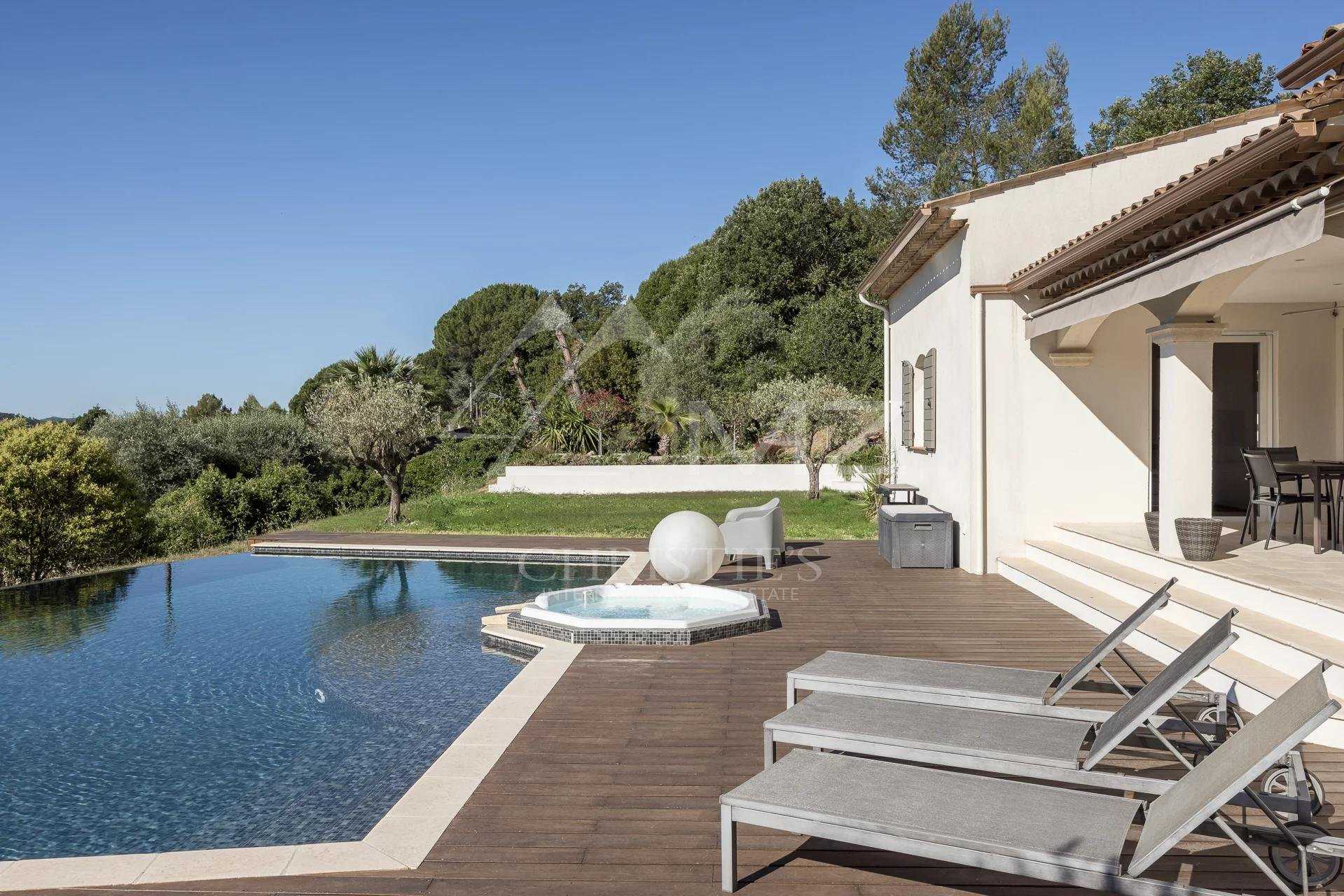 House in Le Tignet, Provence-Alpes-Cote d'Azur 10763418
