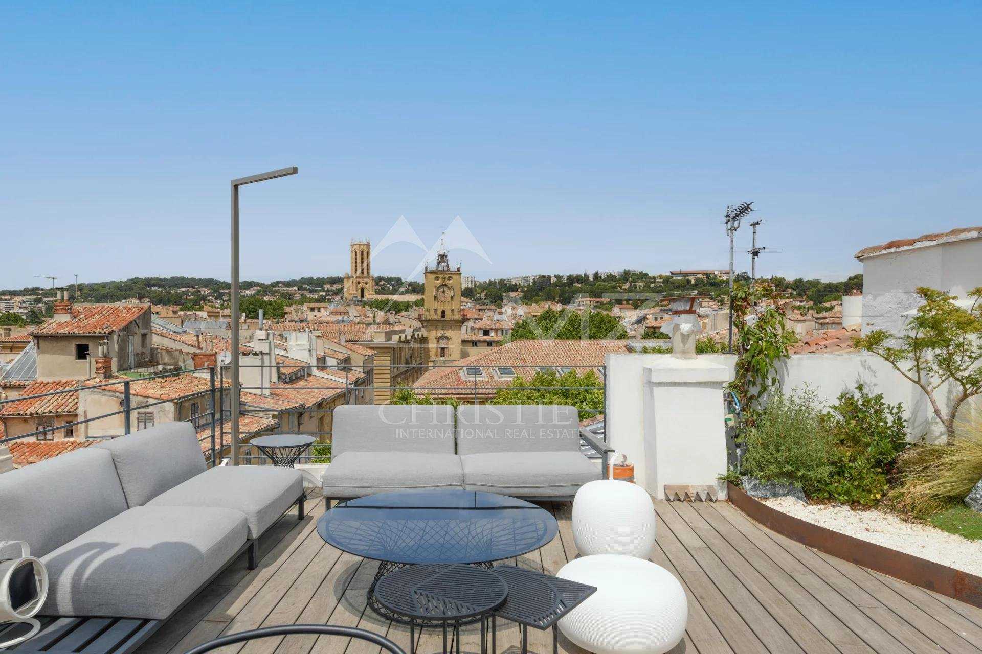Condominium in Aix-en-Provence, Provence-Alpes-Cote d'Azur 10763456