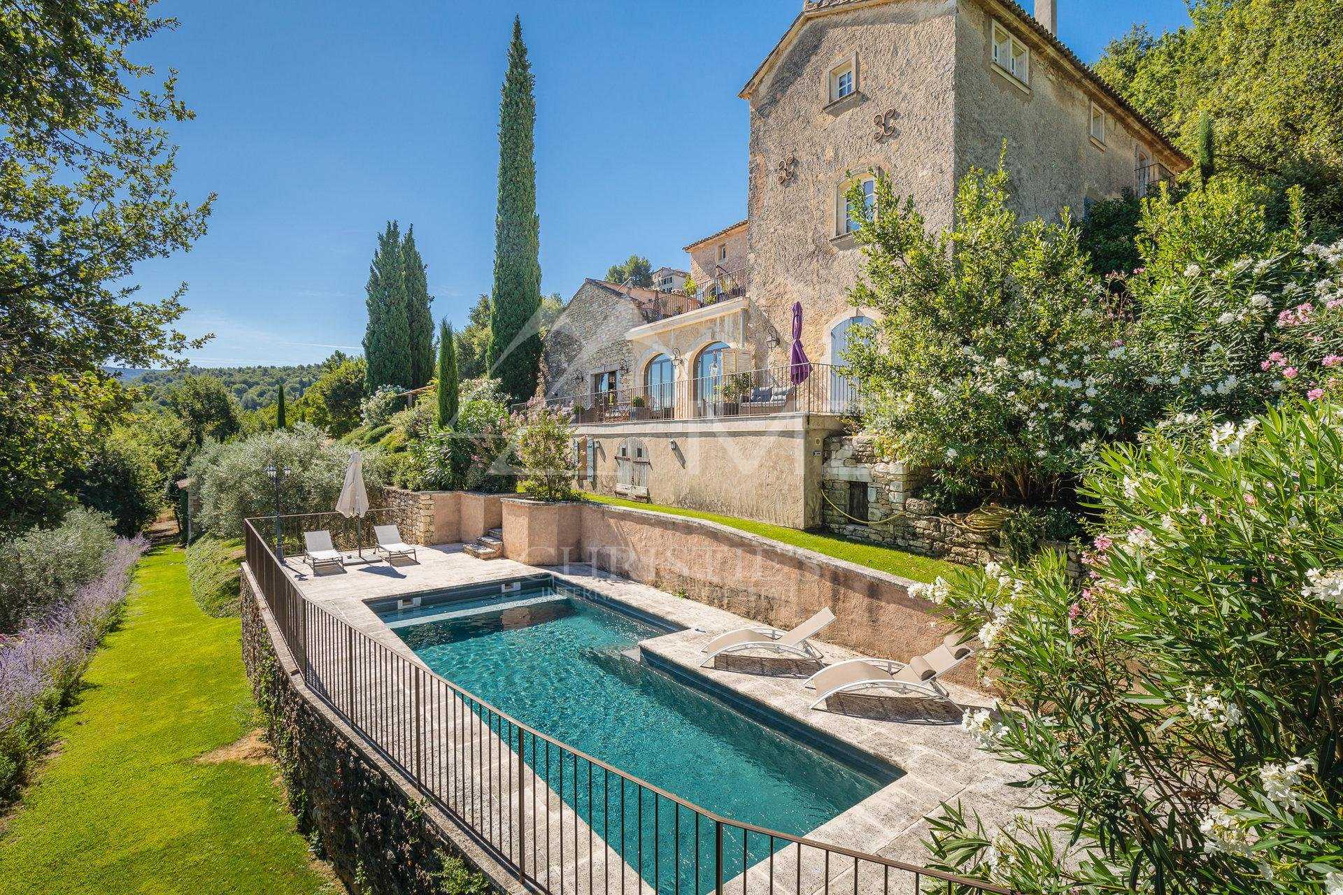 Andere in Menerbes, Provence-Alpes-Côte d'Azur 10763525
