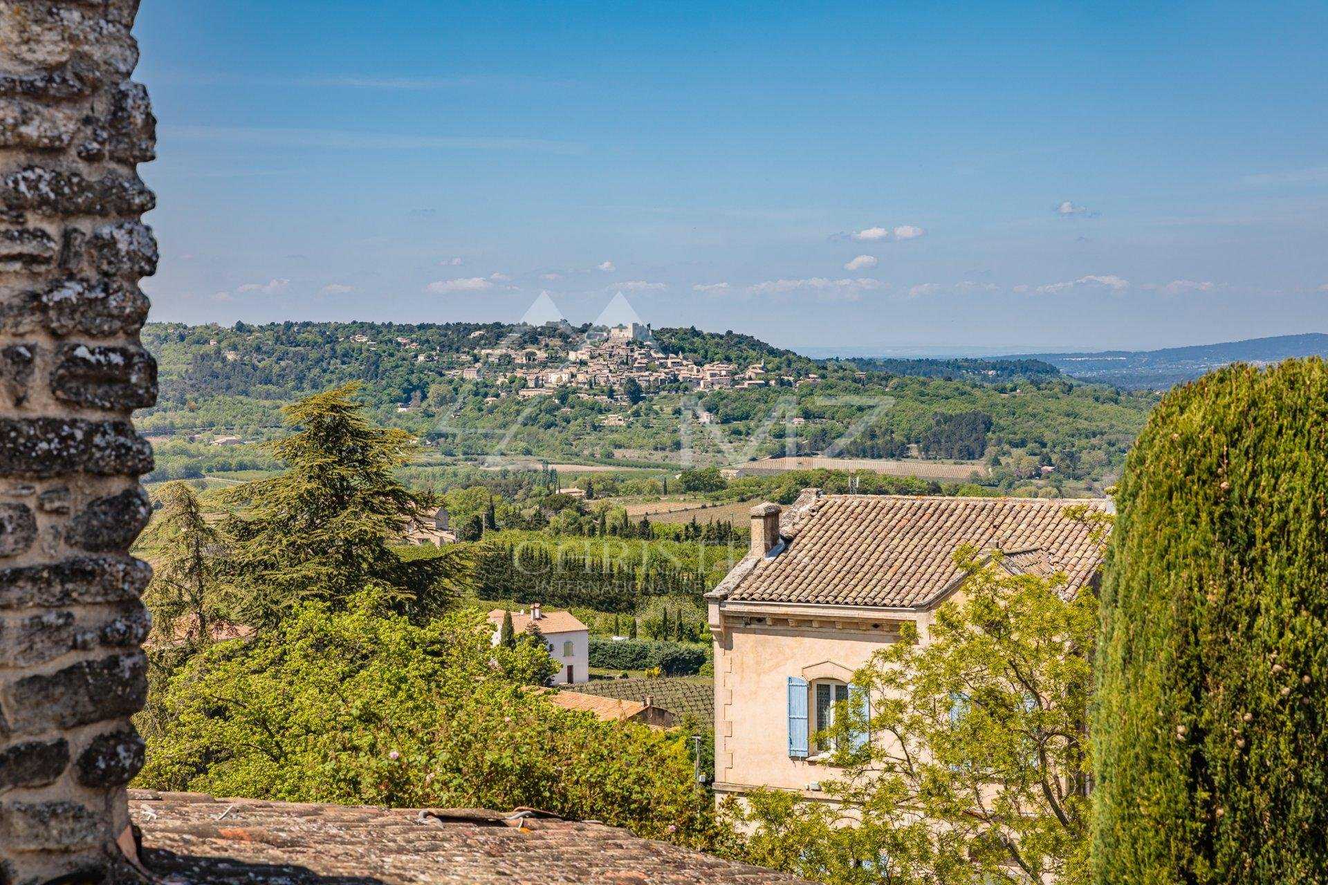 房子 在 Bonnieux, Provence-Alpes-Cote d'Azur 10763534