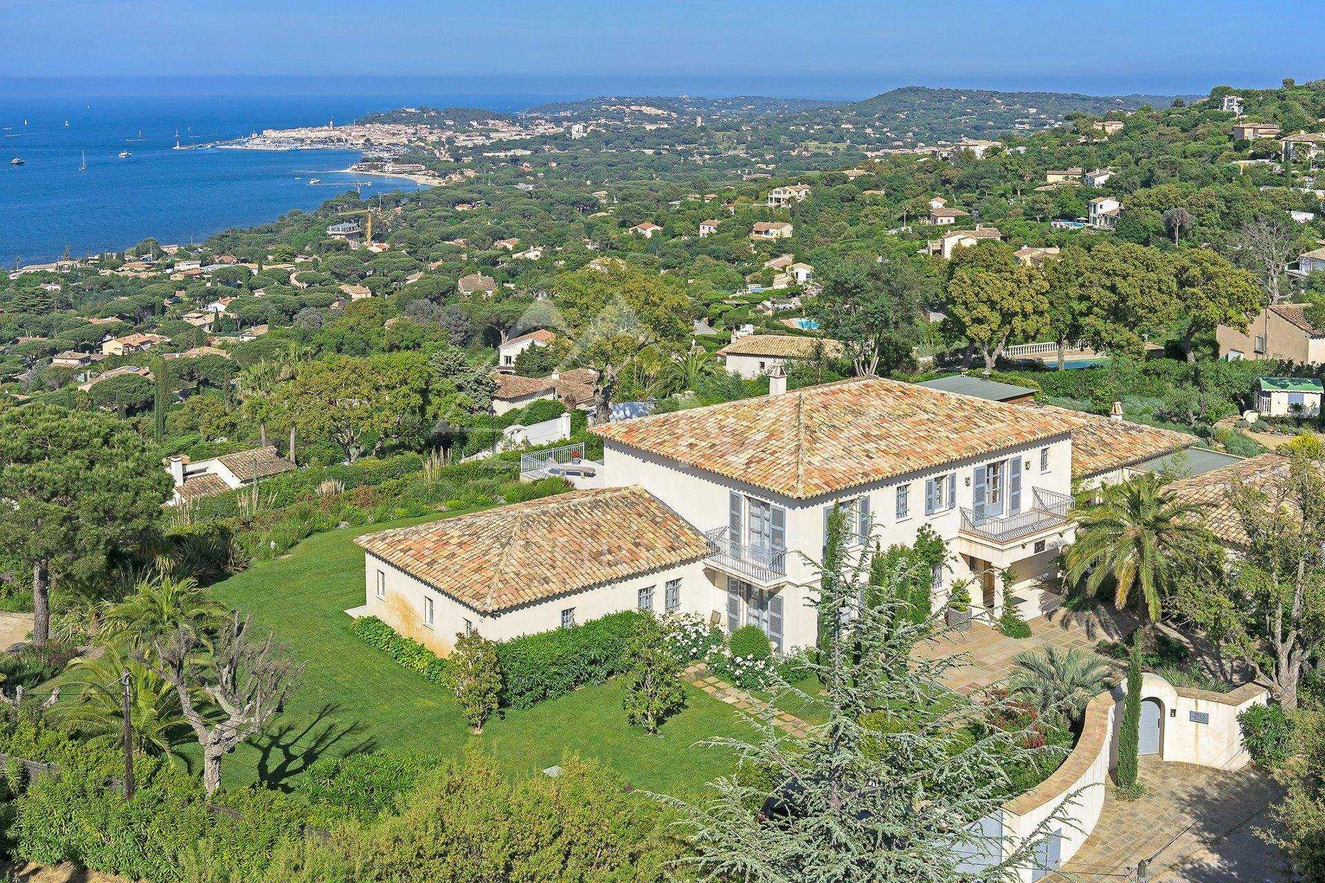 房子 在 Gassin, Provence-Alpes-Cote d'Azur 10763587