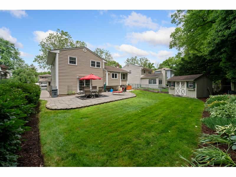 House in Scotch Plains, New Jersey 10764387