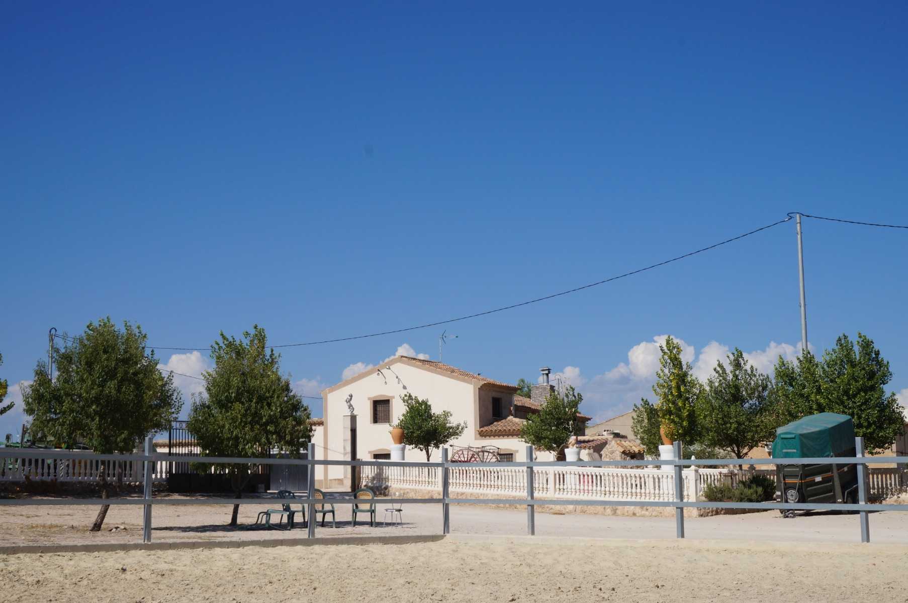 بيت في Yecla, Región de Murcia 10764810