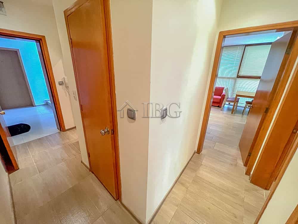 Condominium in Sveti Vlas, Burgas 10765251