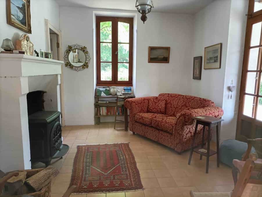 بيت في Plaisance, Nouvelle-Aquitaine 10765886