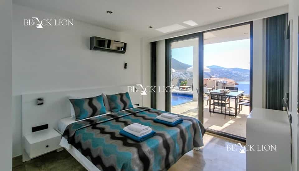 Condominium in Antalya, Antalya 10765971