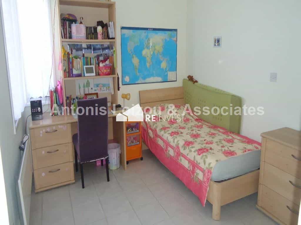 Condominium in Kissonerga, Pafos 10766274