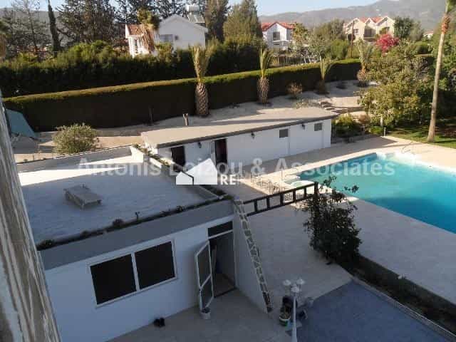 房子 在 Pyrgos, Limassol 10766538