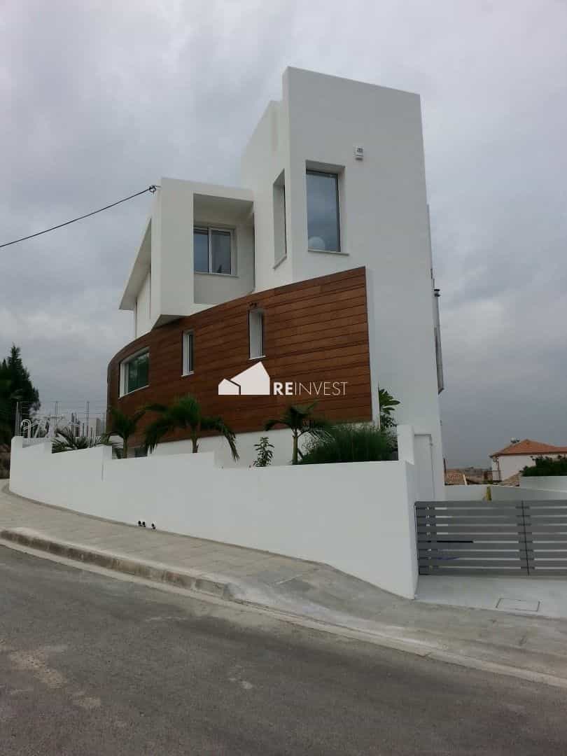 房子 在 Nicosia,  10766725