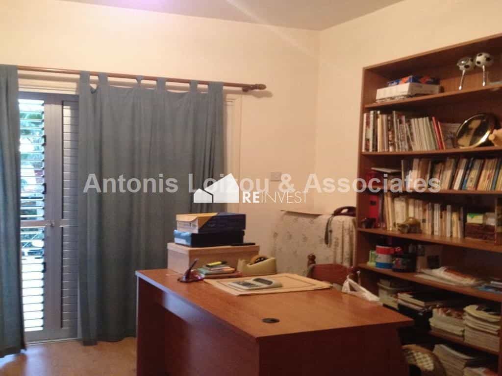 casa en Nicosia, Nicosia 10766726