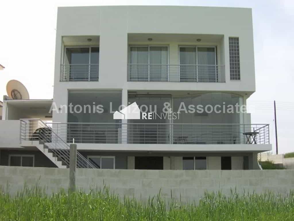 بيت في Oroklini, Larnaca 10766755