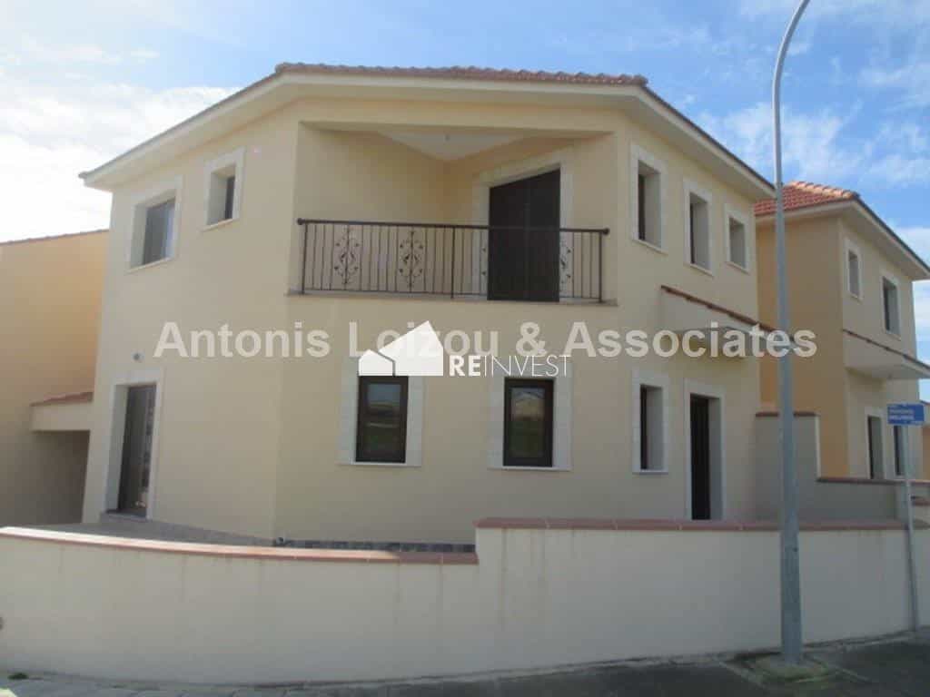 Haus im Voroklini, Larnaka 10766757