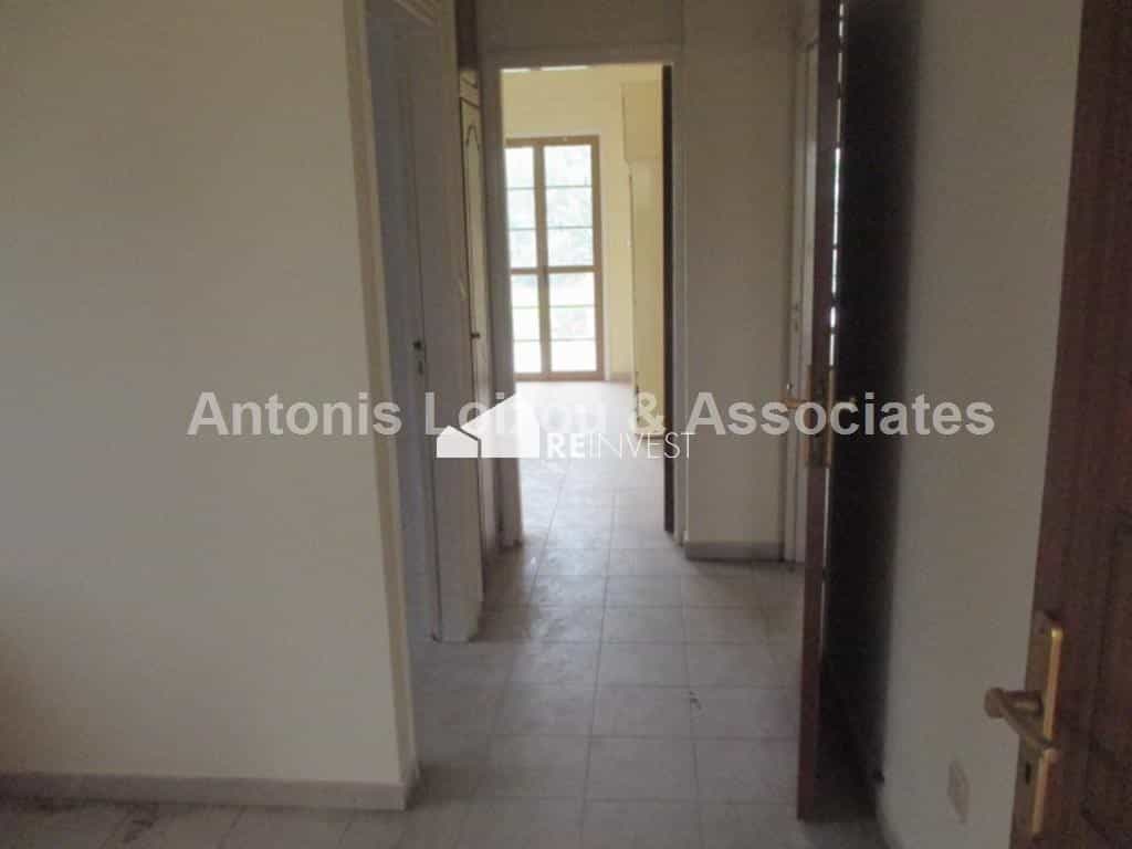 casa en Aradip, Larnaka 10766771