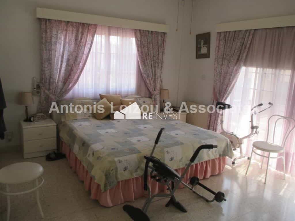 rumah dalam Oroklini, Larnaca 10766813