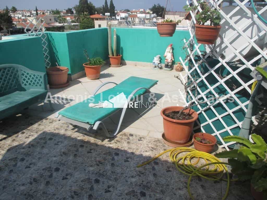 Condominium in Perivolia, Larnaka 10766865