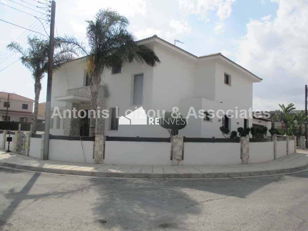 Haus im Aradippou, Larnaka 10766878