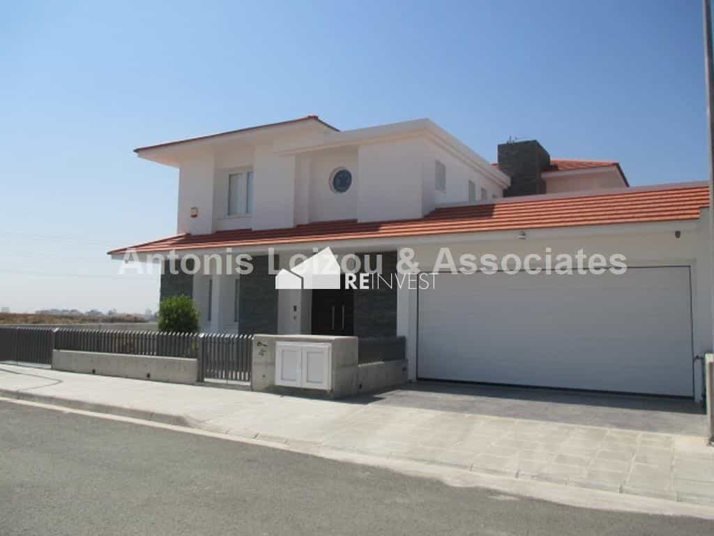 Haus im Aradippou, Larnaka 10766880