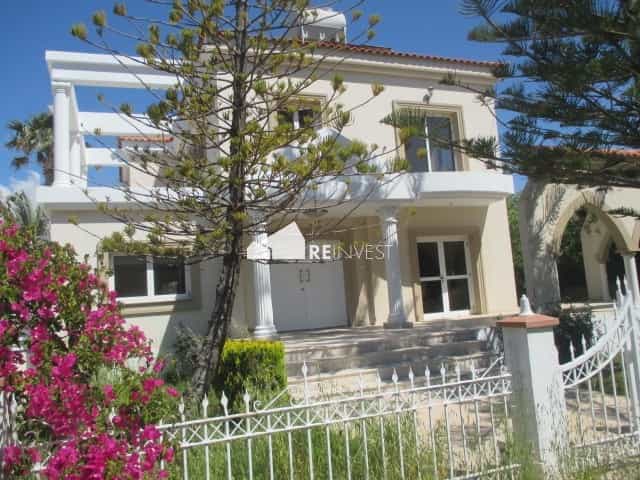 casa en Bahçalar, Larnaka 10766958