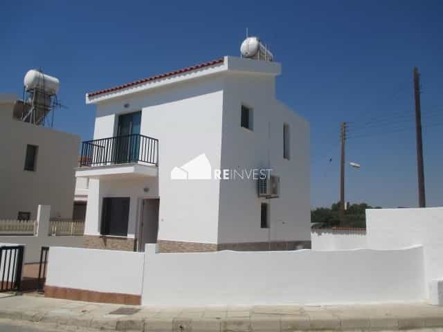 House in Perivolia, Larnaka 10767051