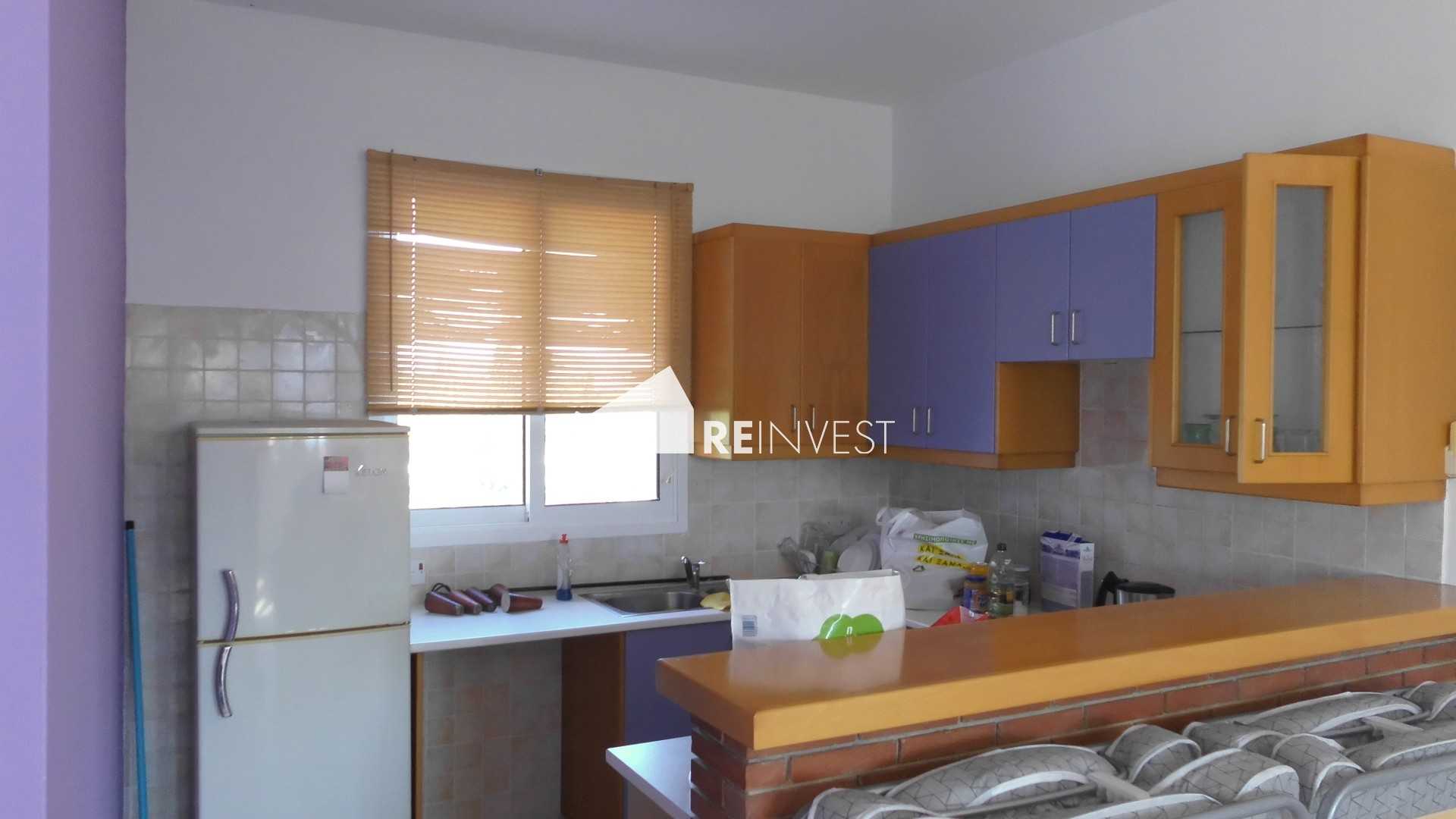 Condominium in Meneou, Larnaka 10767228