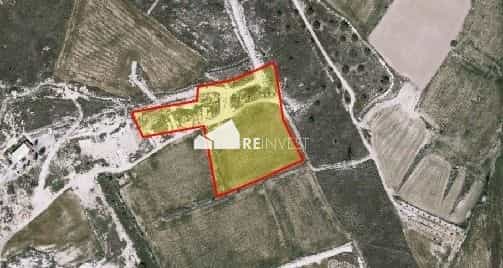 Tanah di Voroklini, Larnaca 10767594