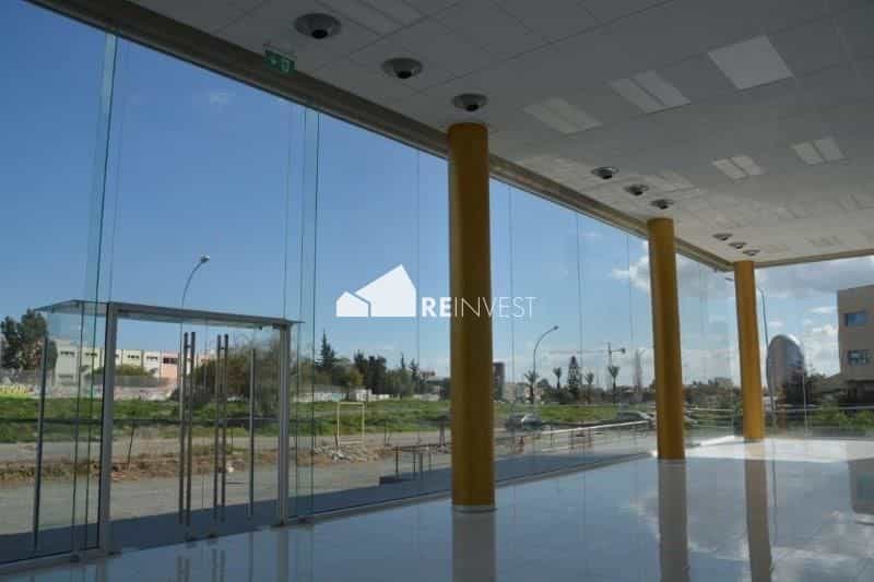 Retail in Agios Athanasios, Limassol 10767840