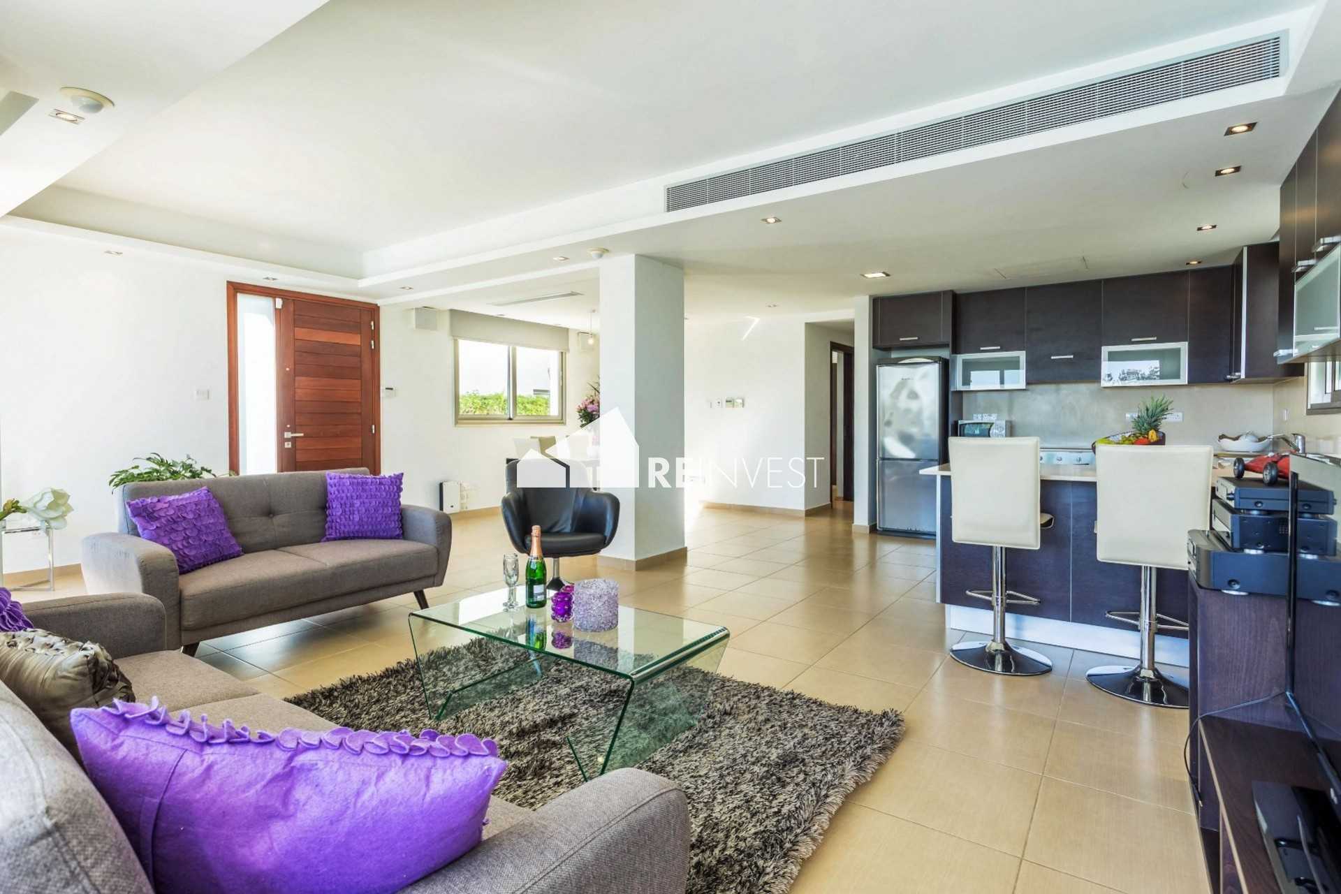 Condominium in Perivolia, Larnaka 10767855