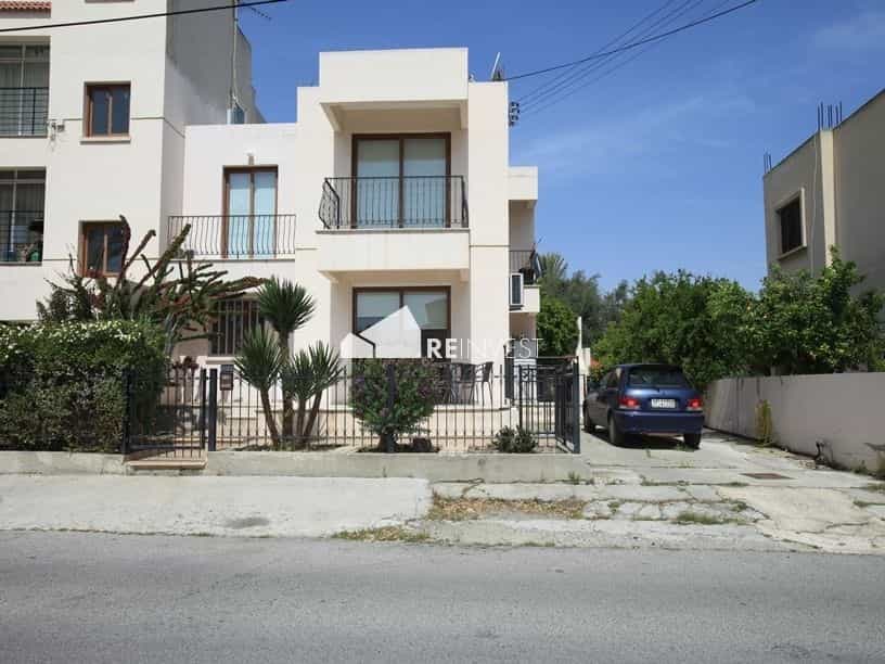 Квартира в Strovolos, Nicosia 10768660