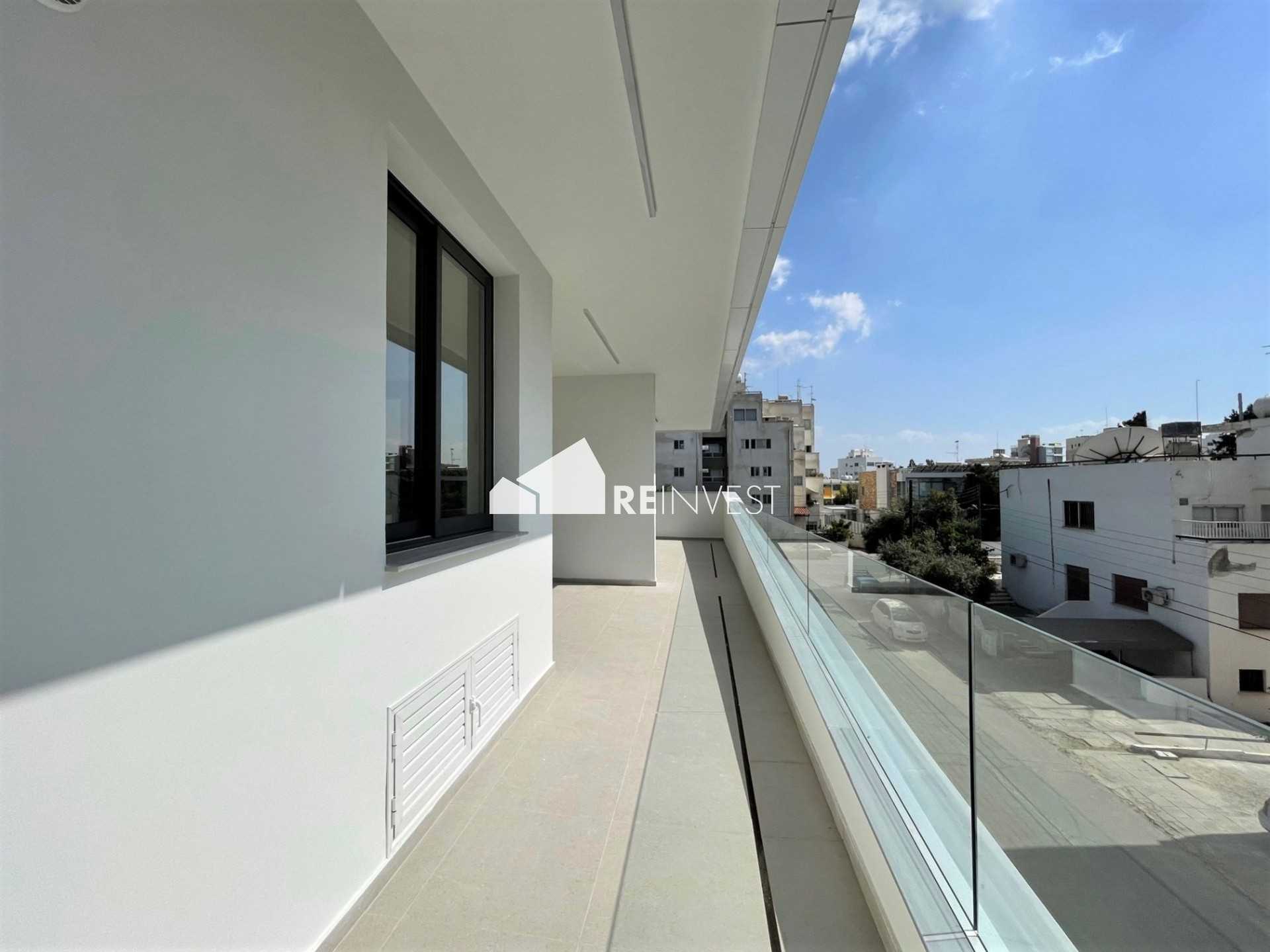 Condominium in Strovolos, Nicosia 10769131