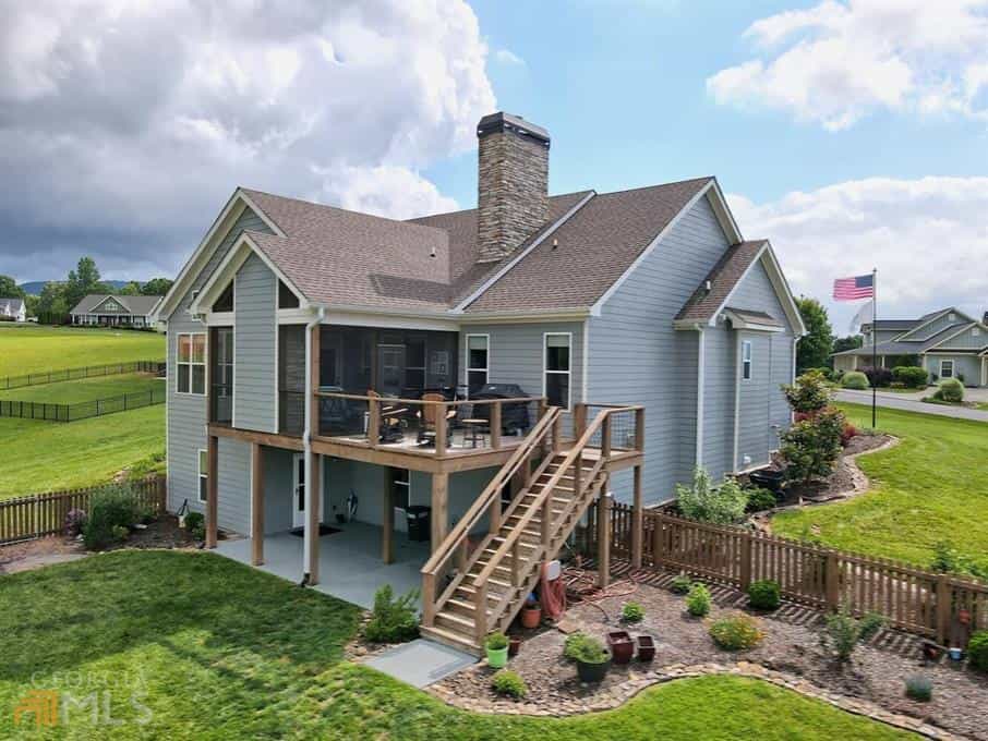 House in Ivylog, Georgia 10769653