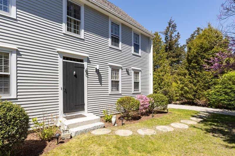House in Scorton Shores, Massachusetts 10769830