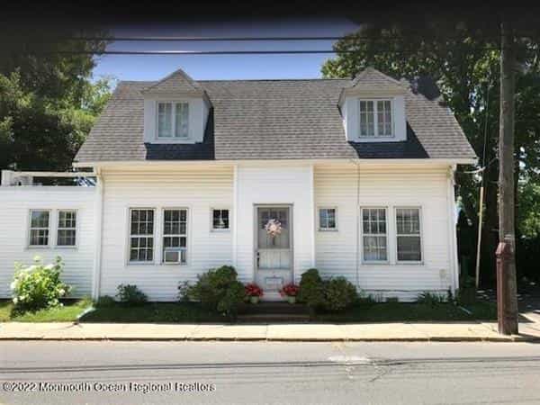 House in Manasquan, New Jersey 10770481