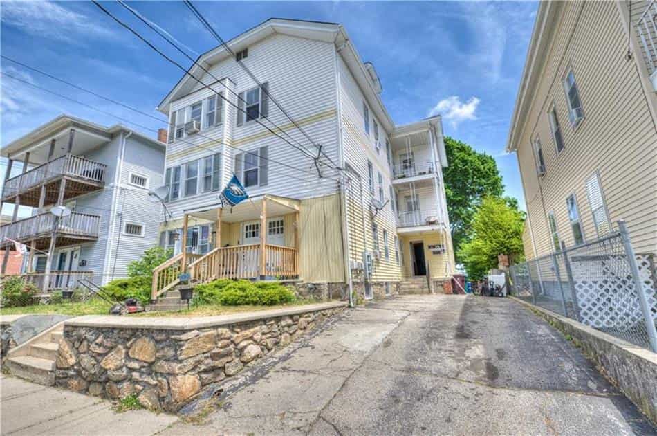 Condominium in Unie dorp, Rhode Island 10770551