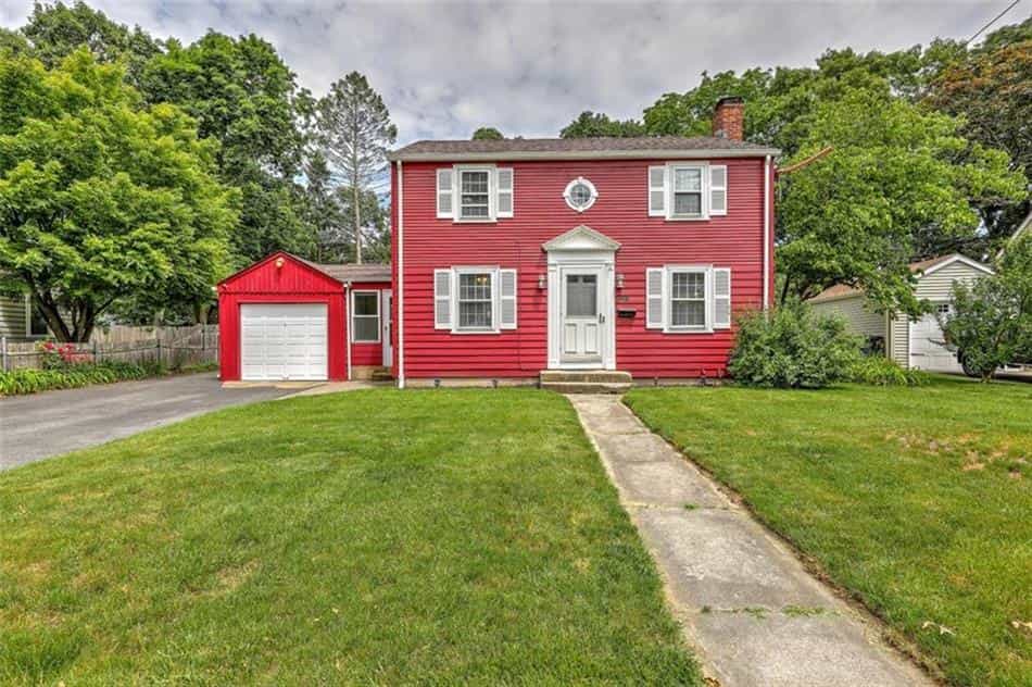 House in Warwick, Rhode Island 10770566