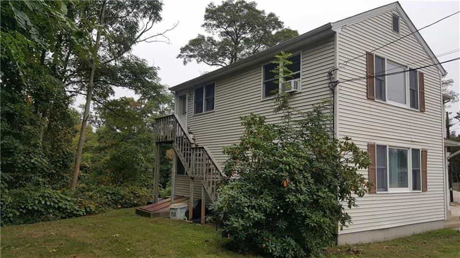 House in Rocky Brook, Rhode Island 10770601