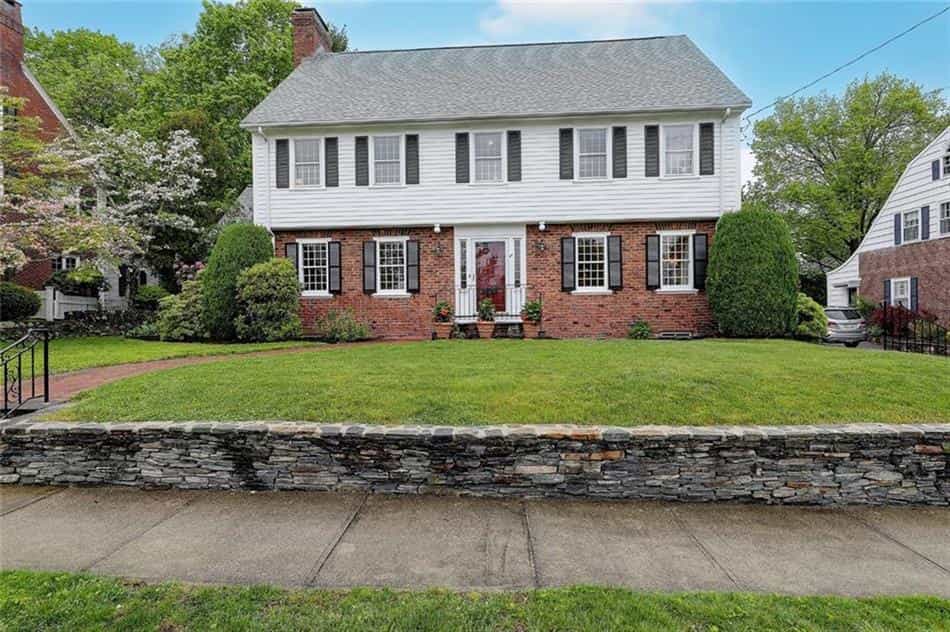 House in Pawtucket, Rhode Island 10770638
